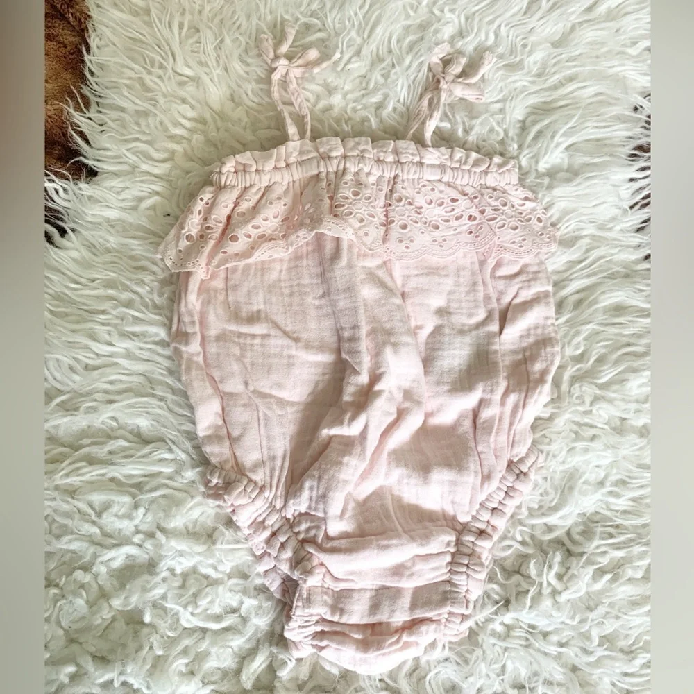 Baby Gap Girls Pink Cotton Eyelet Adjustable Arm Onesie 3-6 Months